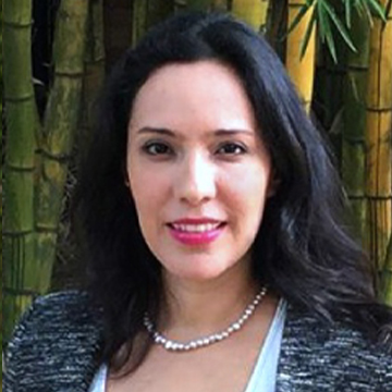 Claudia Lorena Esquivel García Claudia Lorena Esquivel García