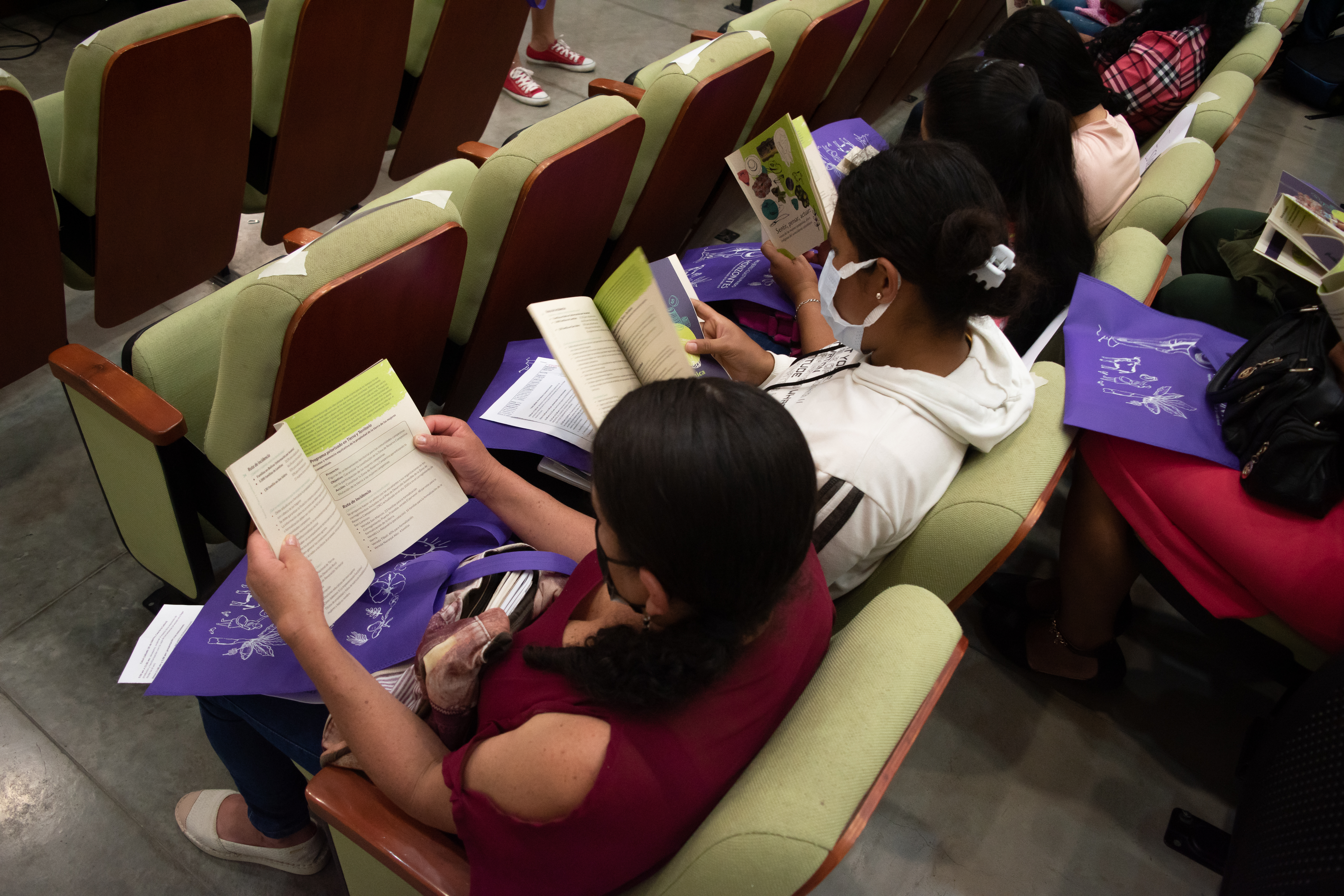 Herramienta 5 y 6: Alcancía comunitaria para la gobernanza económica 