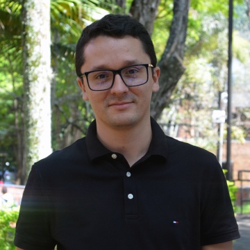 Julián Gil González, profesor Javeriana Cali Julián Gil González, profesor Javeriana Cali
