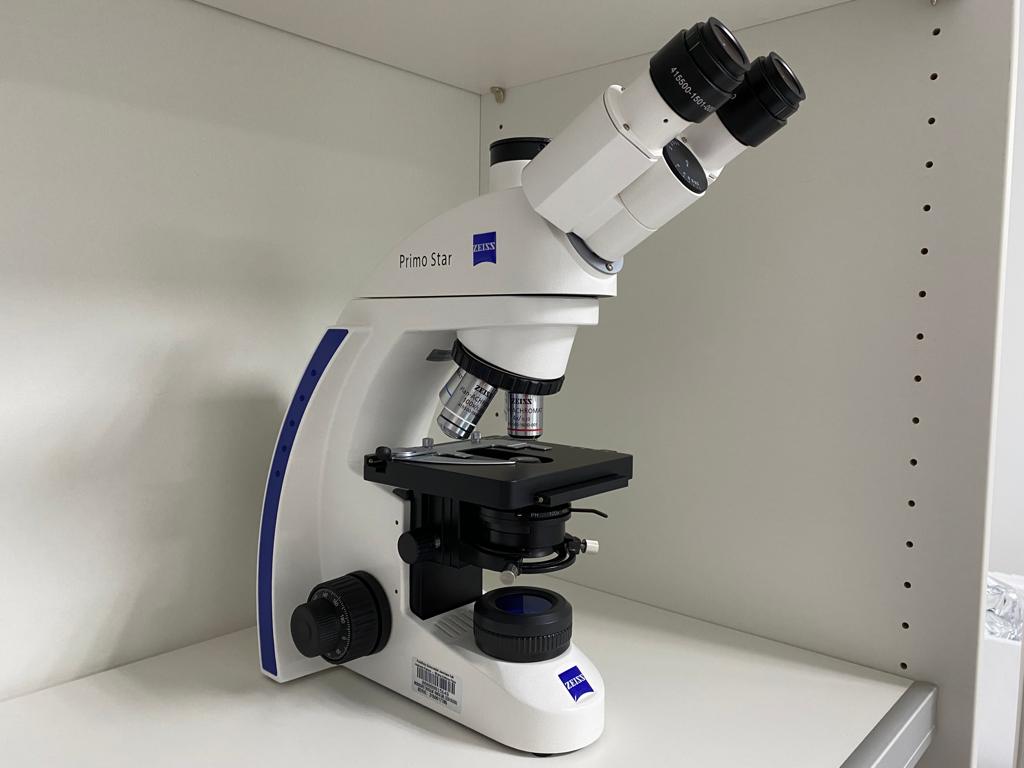 Microscopio óptico Primo Star Zeiss Microscopio óptico Primo Star Zeiss