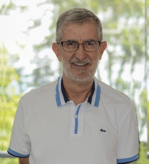 Padre José Alejandro Aguilar S. J. Padre José Alejandro Aguilar S. J.