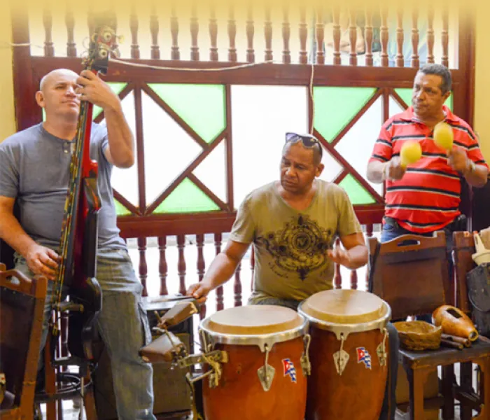 Taller Recorrido histórico de la salsa: de las Antillas a Cali 