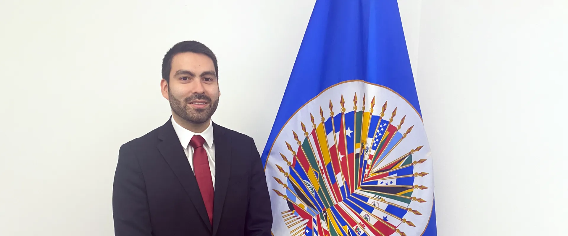 Abogado javeriano se destaca como consultor especialista en proyecto de Derecho Migratorio en la OEA