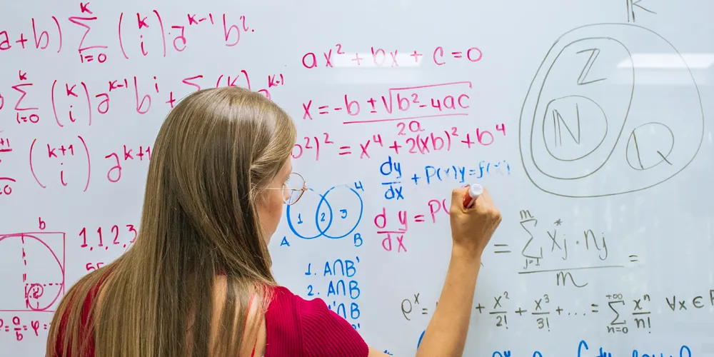 Matemáticas Aplicadas, Javeriana Cali Matemáticas Aplicadas, Javeriana Cali