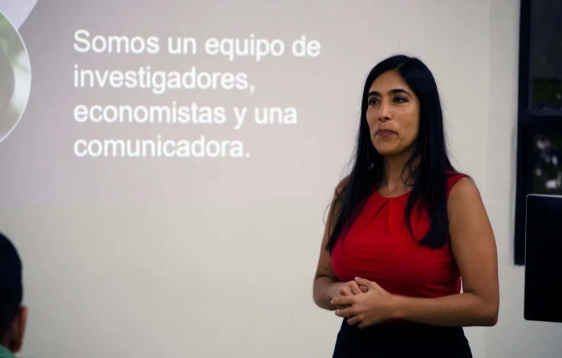 Luz Karime Abadía, directora de Posgrados en Economía de la Javeriana Bogotá