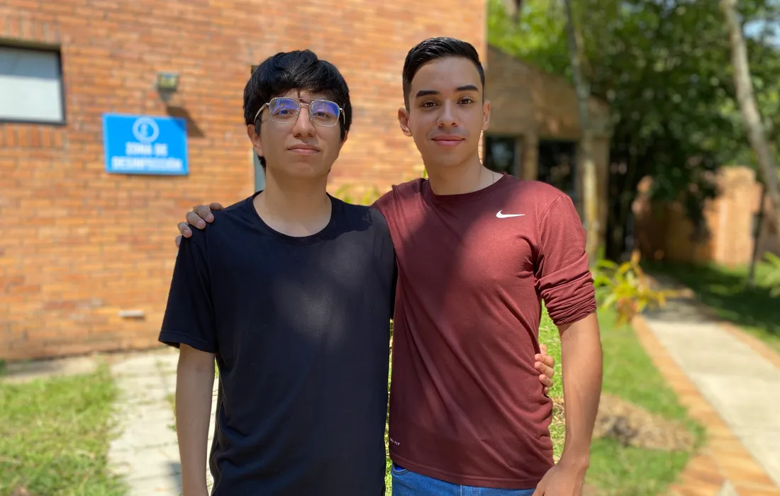 Estudiantes de la Facultad de Ingeniería y Ciencias se destacan en concursos de matemáticas Estudiantes de la Facultad de Ingeniería y Ciencias se destacan en concursos de matemáticas