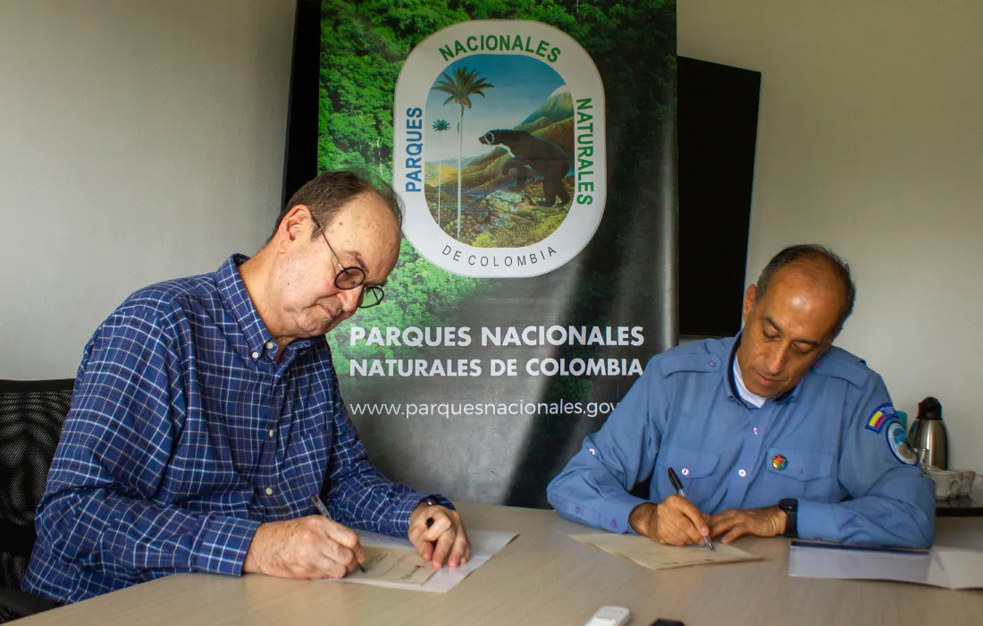 Alianza Estratégica entre Parques Nacionales de Colombia y Javeriana Cali, para la conservación y la paz con la naturaleza Alianza Estratégica entre Parques Nacionales de Colombia y Javeriana Cali, para la conservación y la paz con la naturaleza