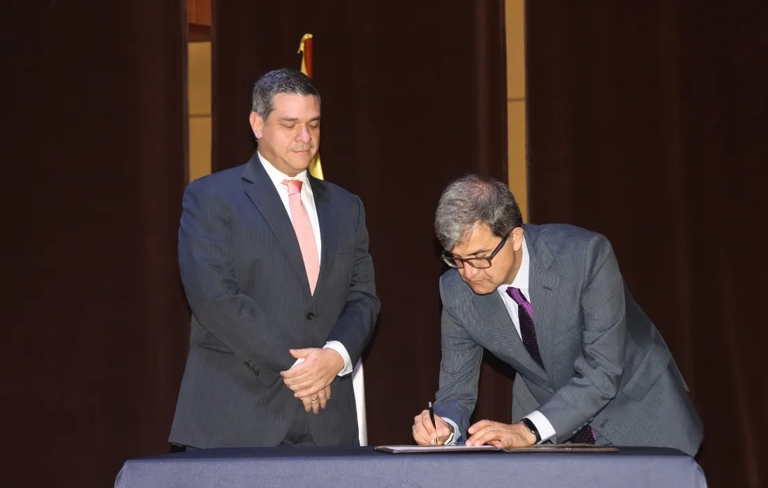 Posesión Vicerrector Administrativo Cesar Casas Posesión Vicerrector Administrativo Cesar Casas