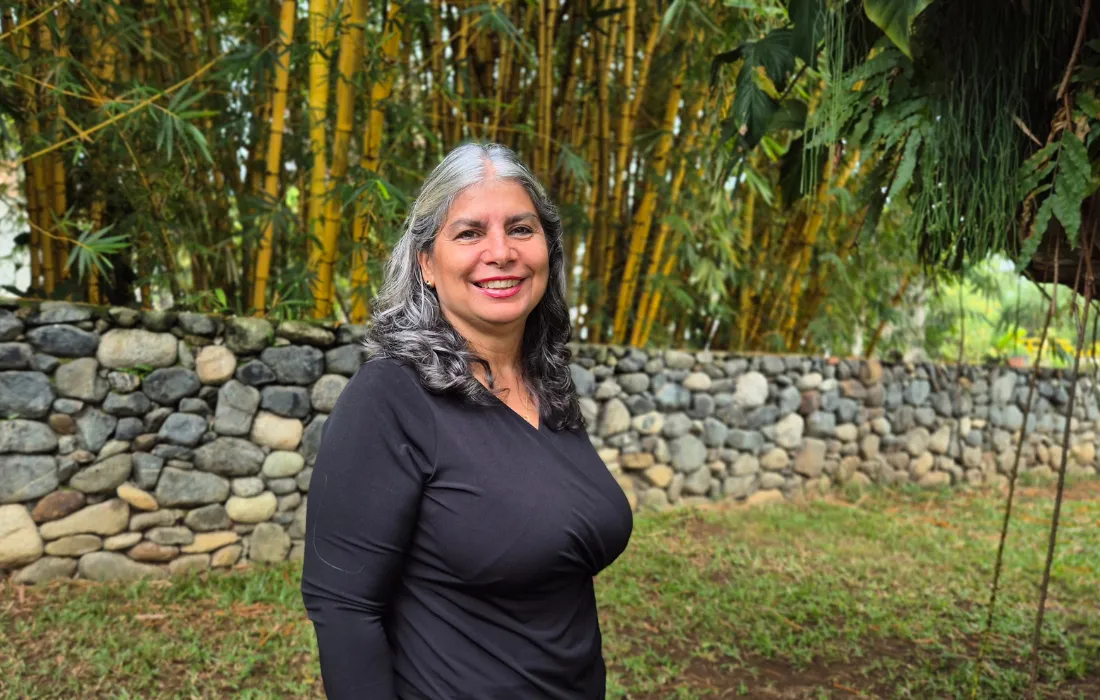 Sandra Liliana Londoño directora del Instituto de Estudios Interculturales Sandra Liliana Londoño directora del Instituto de Estudios Interculturales