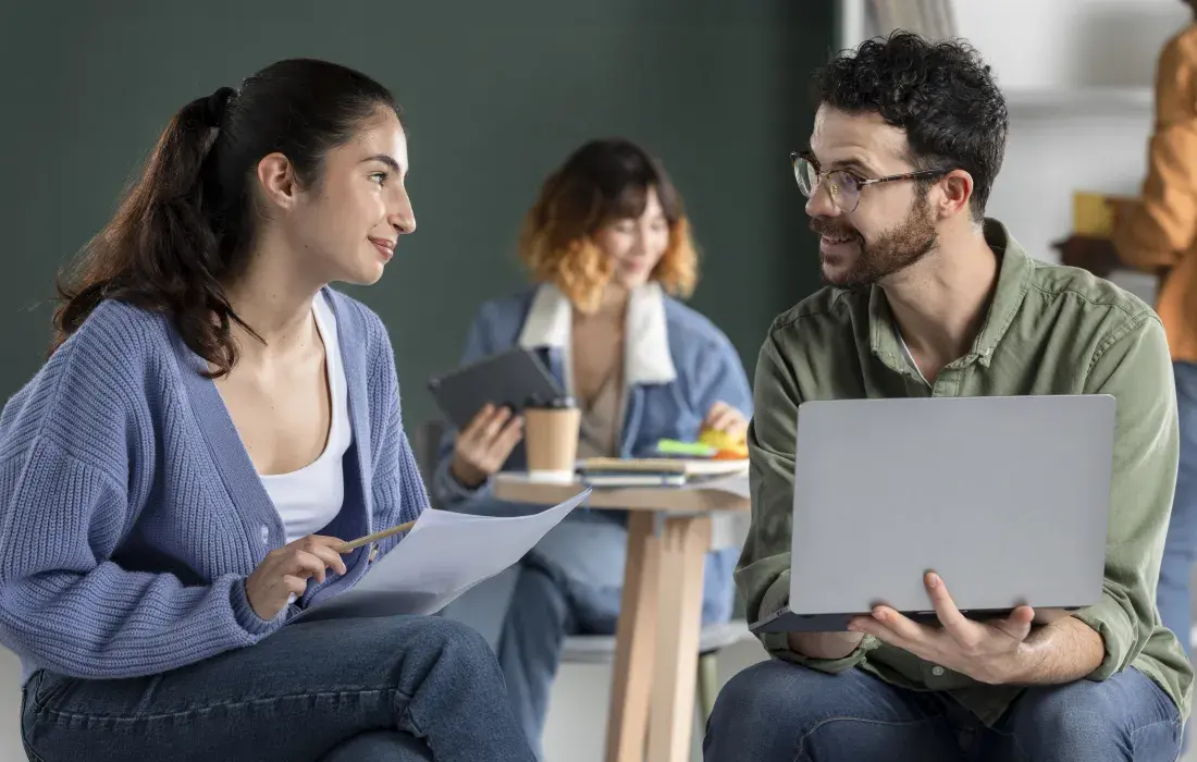 Investigación doctoral propone el acompañamiento pedagógico como estrategia clave para la motivación de los docentes