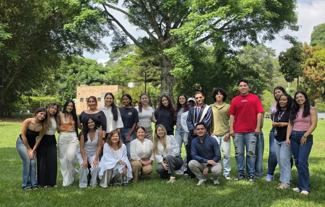 Encuentro Becarios y Donantes Fundación Bolívar Davivienda