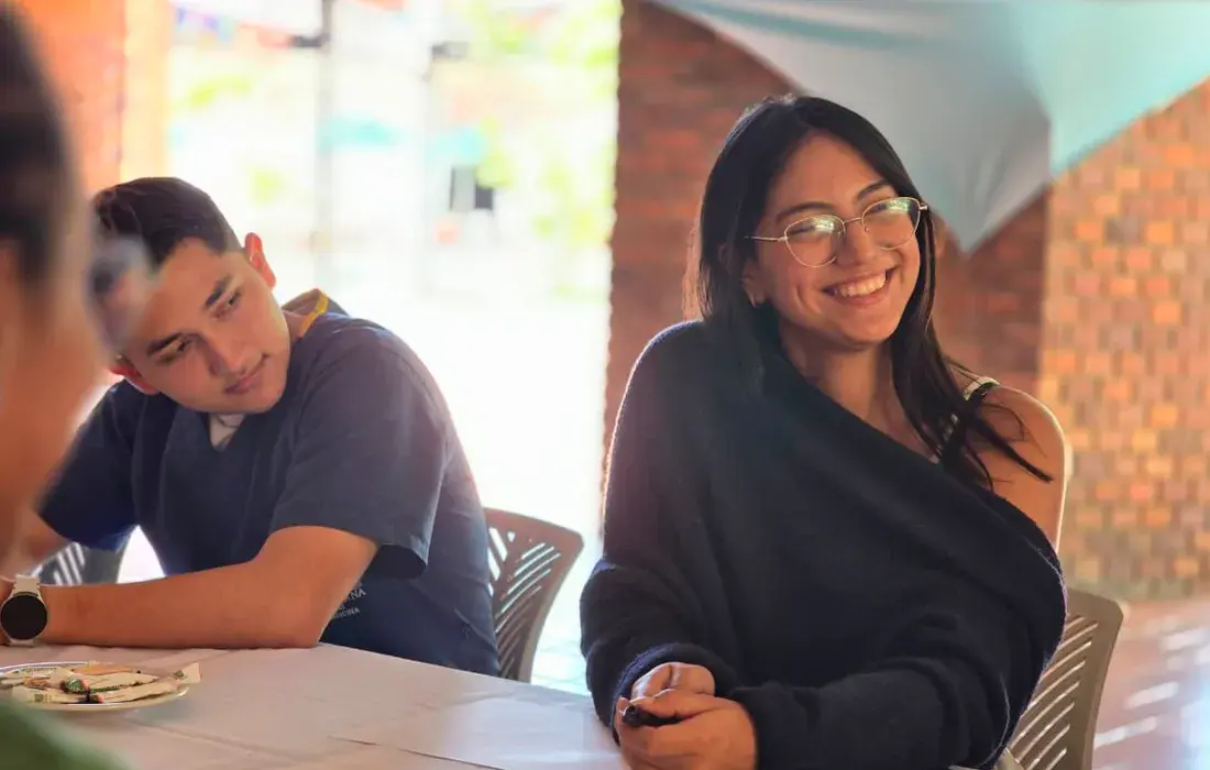 Encuentro de becarios fortalece la comunidad y el compromiso con la educación en la Javeriana Cali