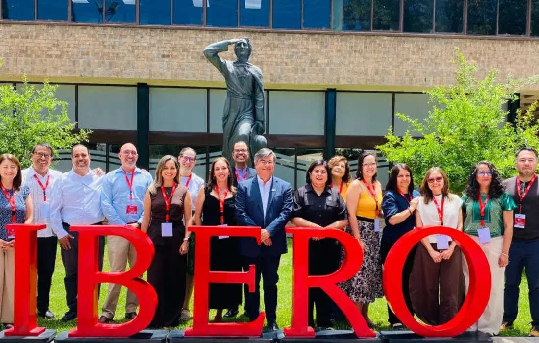 Javeriana Cali lidera la visión estratégica de la Red de Educación de AUSJAL en México 