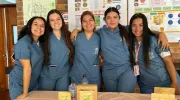 Estudiantes de Nutrición y Dietética sorprendieron con sus propuestas alimentarias en el Encuentro de Trabajos Finales Estudiantes de Nutrición y Dietética sorprendieron con sus propuestas alimentarias en el Encuentro de Trabajos Finales