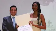 La Javeriana Cali clausura la tercera versión del Diplomado Tesos por el Ambiente con un emotivo reconocimiento a la CVC La Javeriana Cali clausura la tercera versión del Diplomado Tesos por el Ambiente con un emotivo reconocimiento a la CVC