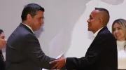La Javeriana Cali clausura la tercera versión del Diplomado Tesos por el Ambiente con un emotivo reconocimiento a la CVC La Javeriana Cali clausura la tercera versión del Diplomado Tesos por el Ambiente con un emotivo reconocimiento a la CVC