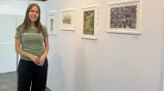 Estudiantes de Artes Visuales exploraron la memoria en la exposición 'Huellas entre lápiz y agua' Estudiantes de Artes Visuales exploraron la memoria en la exposición 'Huellas entre lápiz y agua'