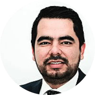 Julio César García (Renunció)