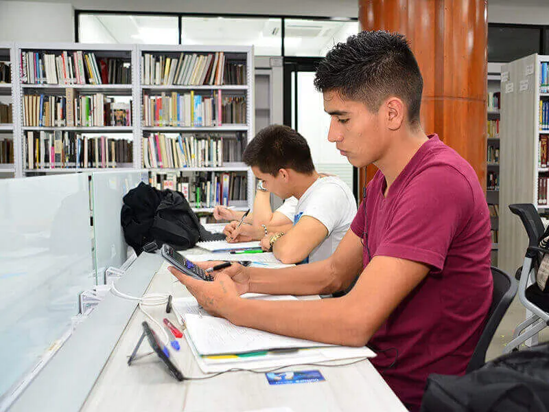 biblioteca de la Universidad Javeriana Cali