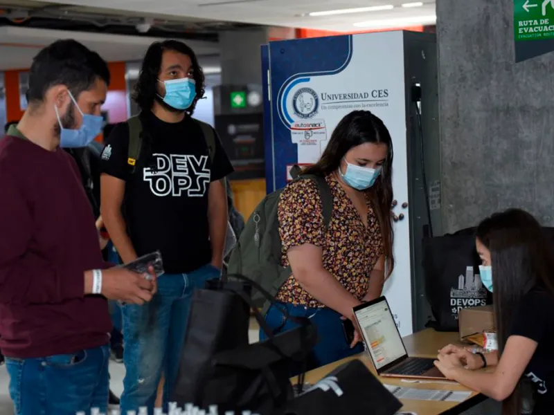 Posgrados en software de la Javerina Cali fueron patrocinadores del DevOpsDay Medellín 2021 