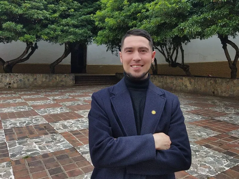 Jairo Vera Villamizar, egresado de la Maestría en Asesoría Familiar Jairo Vera Villamizar, egresado de la Maestría en Asesoría Familiar