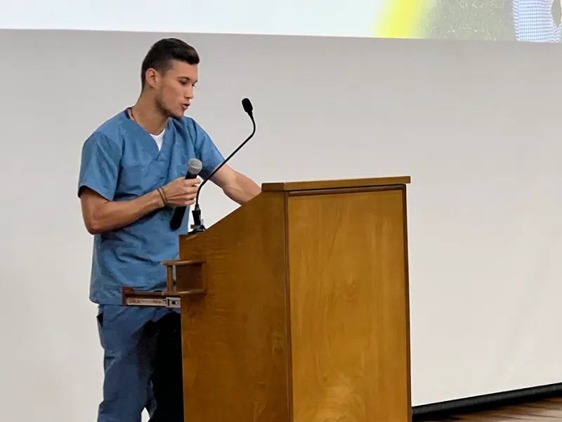 Estudiantes de Nutrición y Dietética presentaron los resultados de sus investigaciones en el II Encuentro de Nutrición Clínica Estudiantes de Nutrición y Dietética presentaron los resultados de sus investigaciones en el II Encuentro de Nutrición Clínica