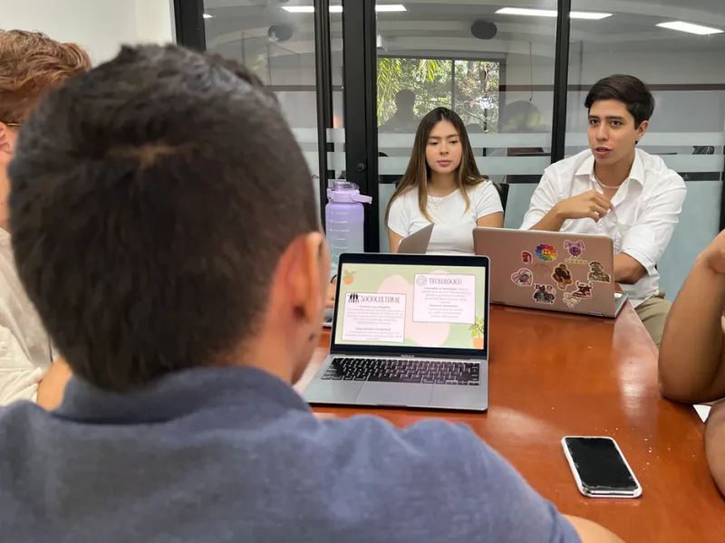 Así se vivió el cierre de Proyecto de Innovación Colaborativa del programa de Mercadeo Así se vivió el cierre de Proyecto de Innovación Colaborativa del programa de Mercadeo