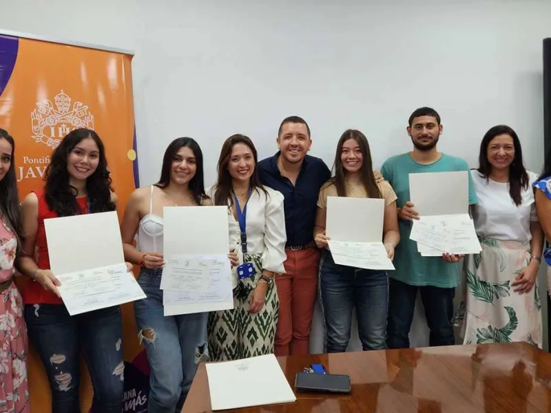 Estudiantes del programa de Turismo recibieron certificación de ASOCOLWEP 