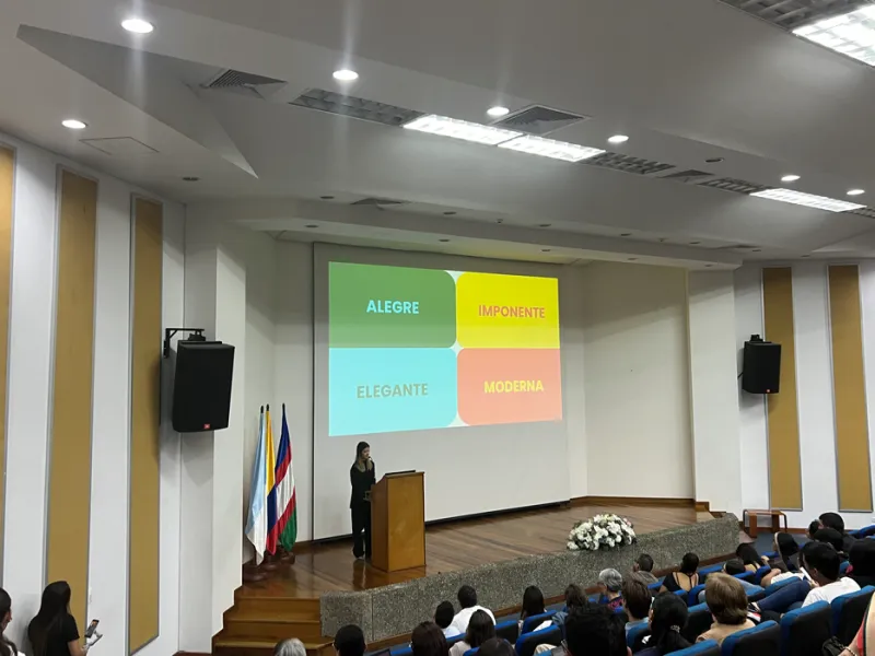 Estudiantes de Turismo y Mercadeo presentaron la marca ‘Cali Valle: Destino de reuniones’ Estudiantes de Turismo y Mercadeo presentaron la marca ‘Cali Valle: Destino de reuniones’