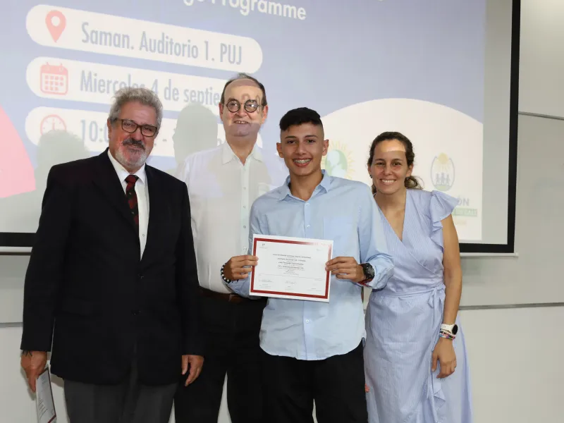 Javeriana Cali, Jesuit Worldwide Learning y Fundación Club Campestre impulsan la educación en inglés en la comuna 18 Javeriana Cali, Jesuit Worldwide Learning y Fundación Club Campestre impulsan la educación en inglés en la comuna 18