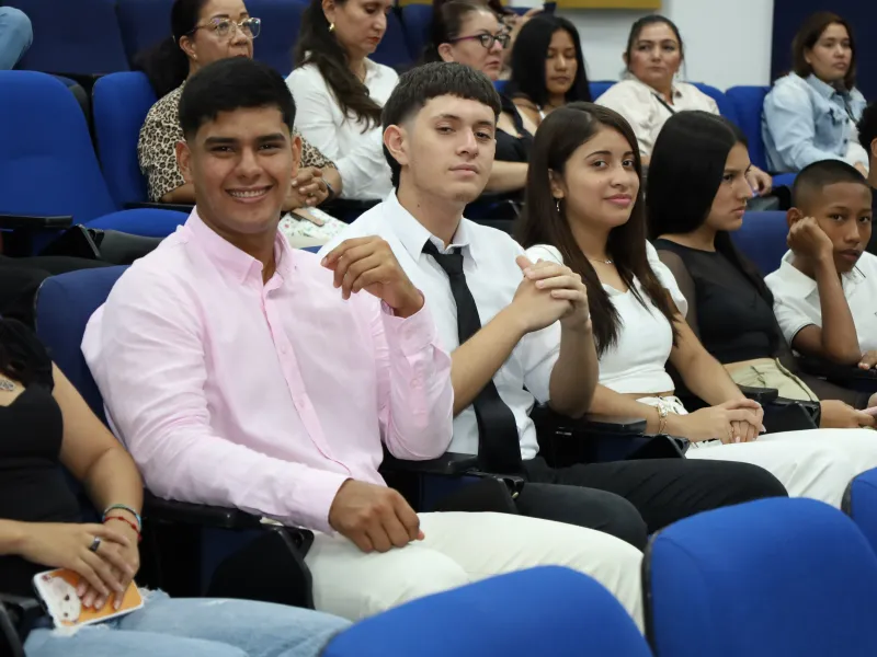 Javeriana Cali, Jesuit Worldwide Learning y Fundación Club Campestre impulsan la educación en inglés en la comuna 18 Javeriana Cali, Jesuit Worldwide Learning y Fundación Club Campestre impulsan la educación en inglés en la comuna 18