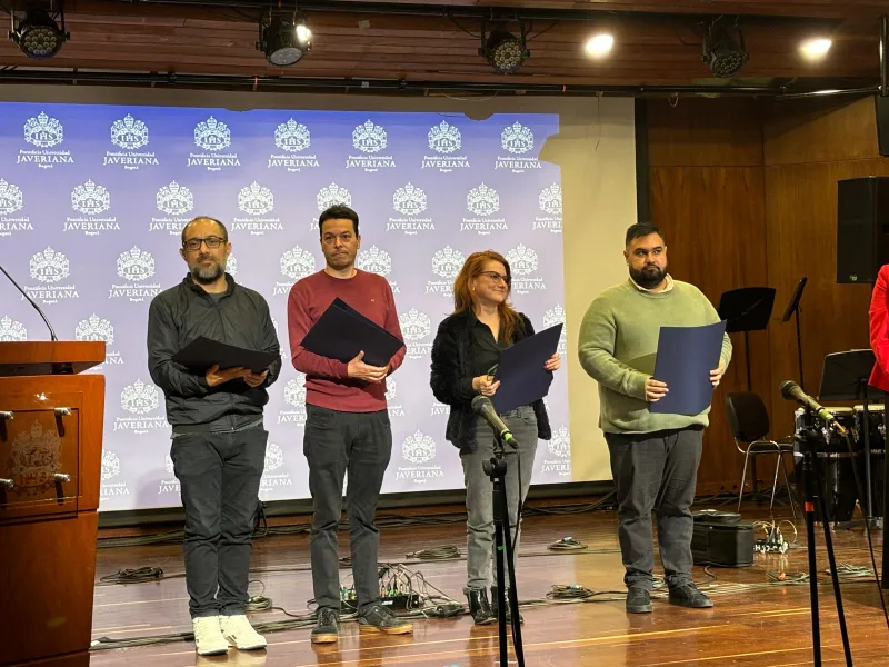 Encuentro Javeriano de Arte y Creatividad Encuentro Javeriano de Arte y Creatividad