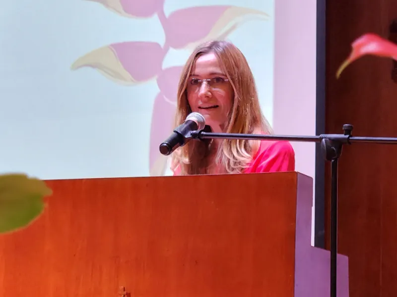 La Javeriana Cali clausura la tercera versión del Diplomado Tesos por el Ambiente con un emotivo reconocimiento a la CVC La Javeriana Cali clausura la tercera versión del Diplomado Tesos por el Ambiente con un emotivo reconocimiento a la CVC