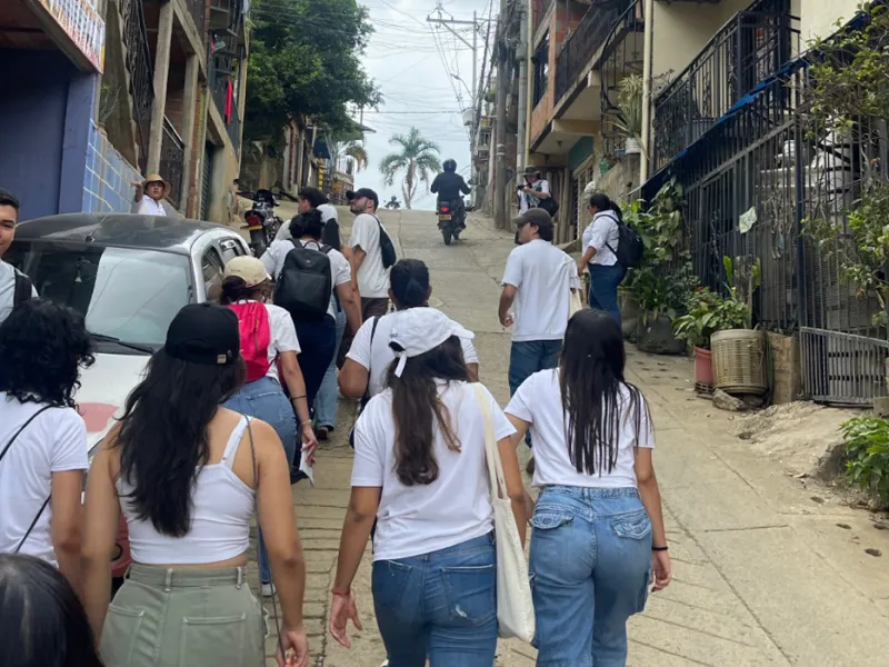 La Javeriana Cali ha impactado a 49 familias a través del Consultorio del Hábitat La Javeriana Cali ha impactado a 49 familias a través del Consultorio del Hábitat