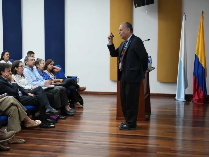 Willy Paul Stangl, ex decano de la Facultad de Ciencias de la Salud Javeriana Cali Willy Paul Stangl, ex decano de la Facultad de Ciencias de la Salud Javeriana Cali