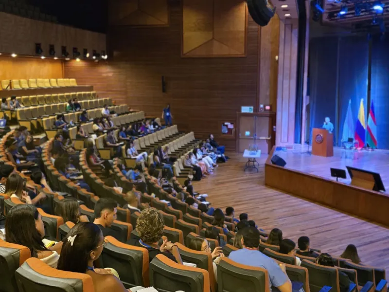 Estudiantes de Medicina compartieron experiencias en su paso hacia la vida profesional