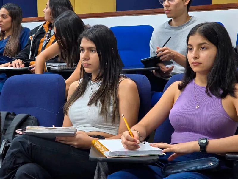 Estudiantes de Economía de la Javeriana Cali