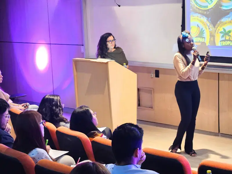 Estudiantes javerianos participaron en El Juego de las Soluciones, concurso de innovación de Campus Nova
