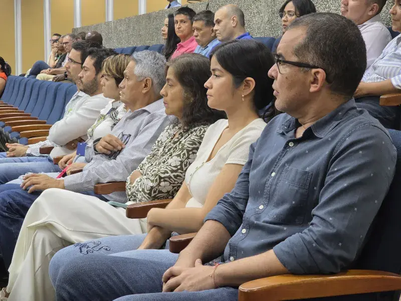 Decano de Ingeniería y Ciencias