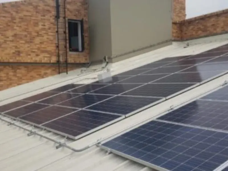 Paneles solares Javeriana Cali1