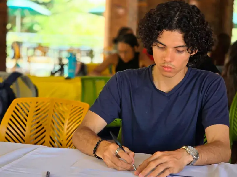 Encuentro de becarios fortalece la comunidad y el compromiso con la educación en la Javeriana Cali
