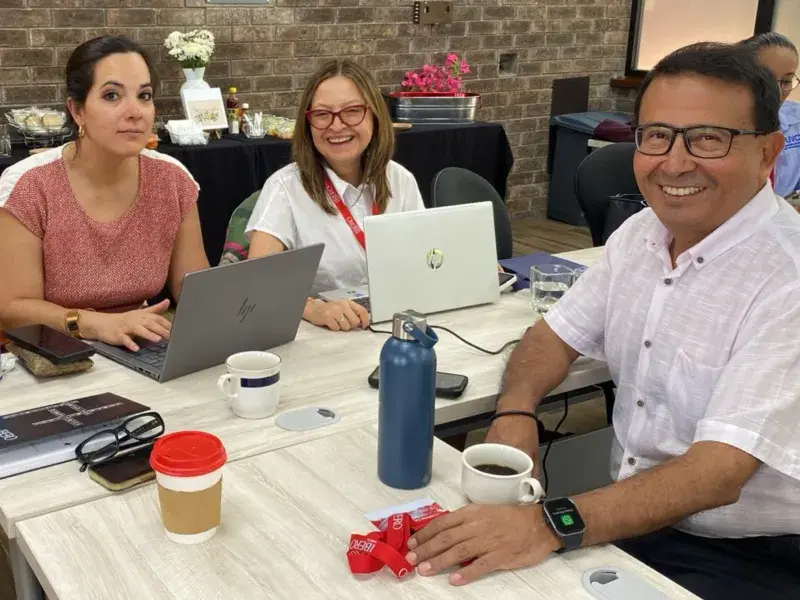 Javeriana Cali lidera la visión estratégica de la Red de Educación de AUSJAL en México 