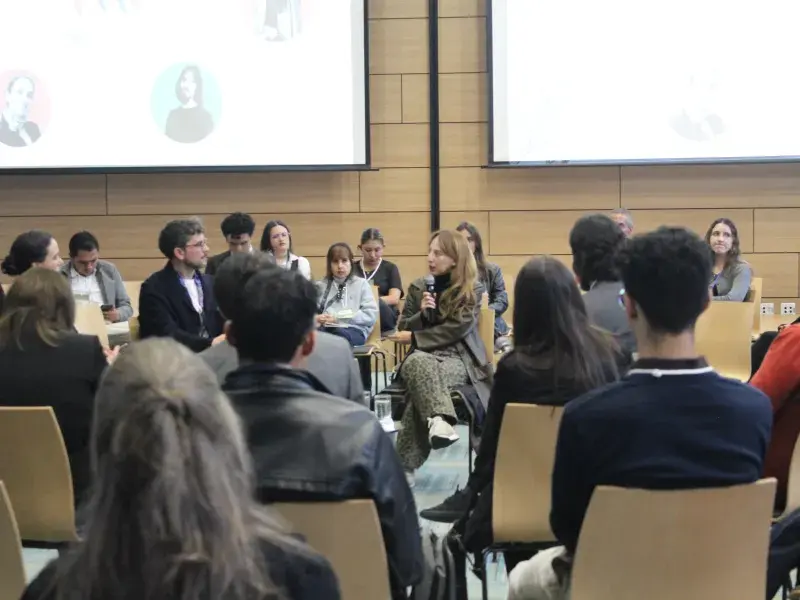  Formas y deformaciones de la creación en la economía y el trabajo