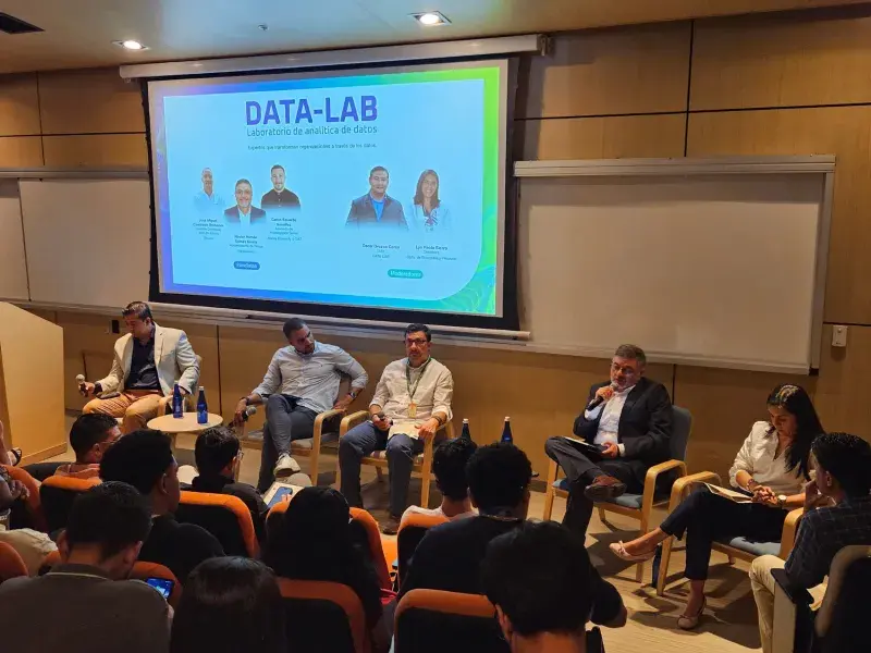 Javeriana Cali presenta el DATA-LAB, un laboratorio para fortalecer la formación en analítica de datos