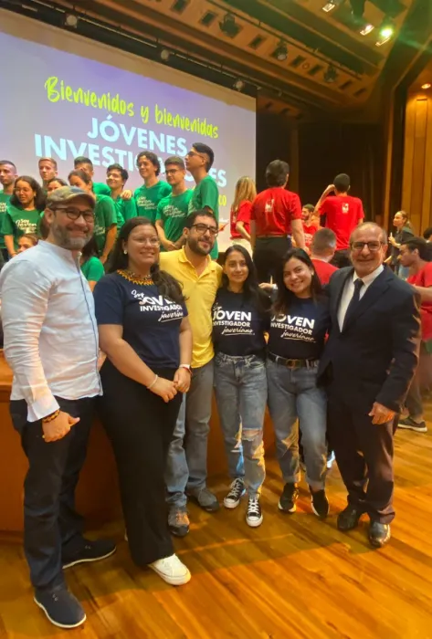 Jóvenes investigadores Jóvenes investigadores