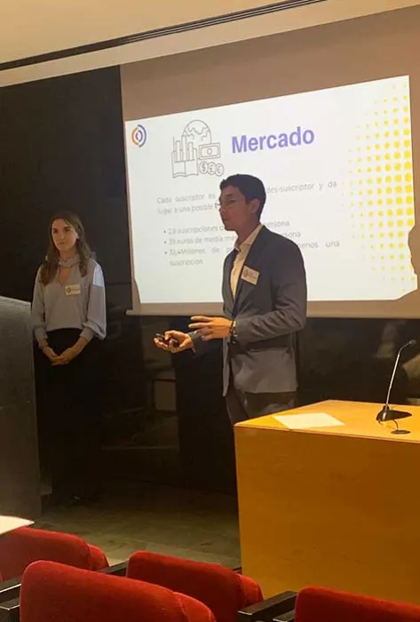 Estudiante de Derecho gana concurso internacional de LegalTech