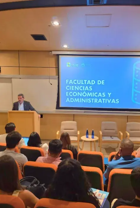 Javeriana Cali presenta el DATA-LAB, un laboratorio para fortalecer la formación en analítica de datos