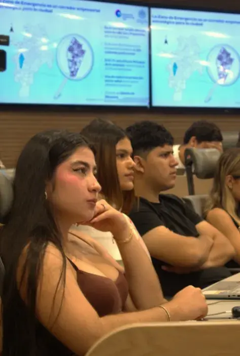 Cali ante el sismo la Javeriana Cali y la Alcaldía analizan el impacto económico y los retos de la recuperación