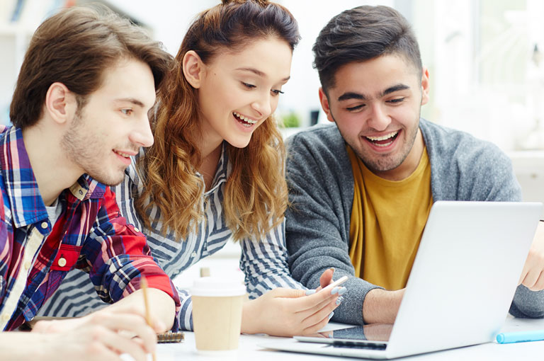 Primera facultad de Comunicación de Colombia